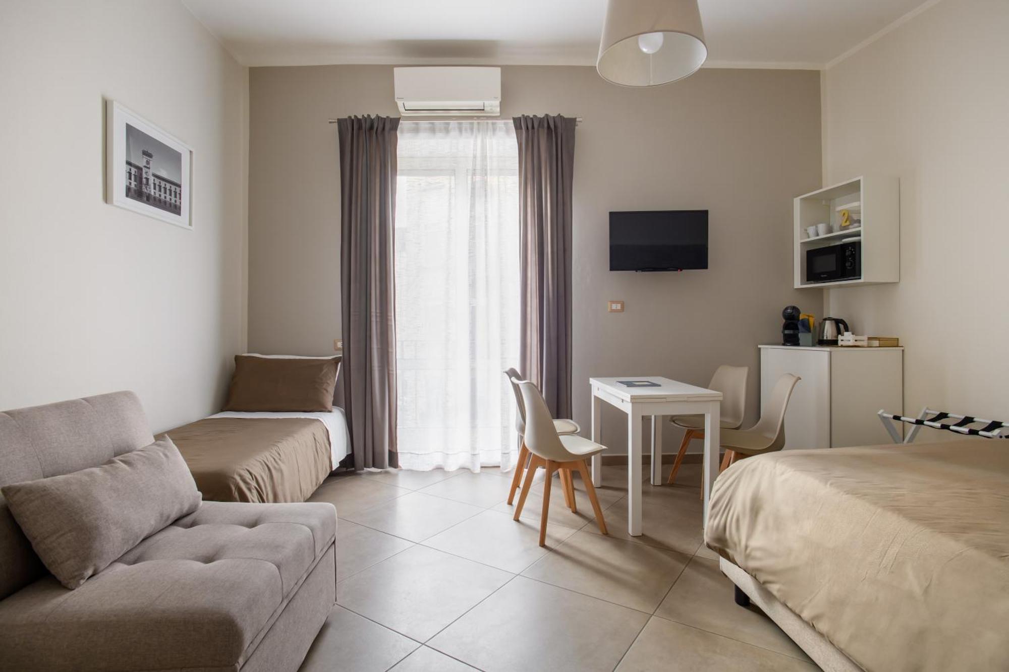 Tinellari Rooms Νάπολη Εξωτερικό φωτογραφία