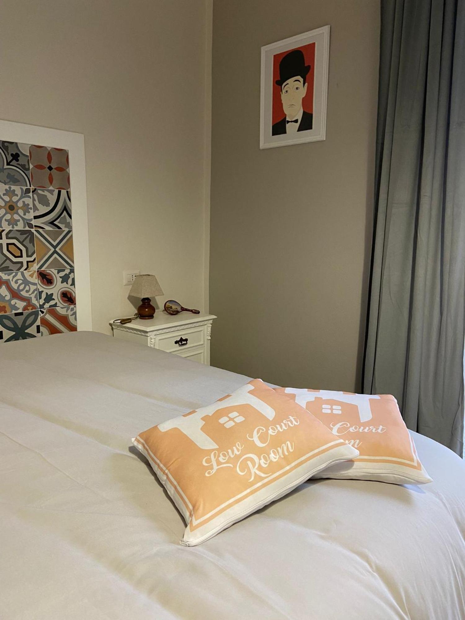 Tinellari Rooms Νάπολη Εξωτερικό φωτογραφία